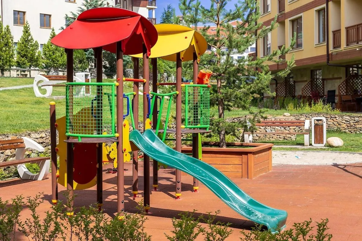 Pirin Sense Family Ap - Spa - Free Parking - Lobby - Bbq Bansko Apartment